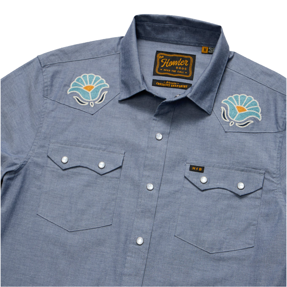 Howler Brothers Crosscut Deluxe Snapshirt Fresh Blooms