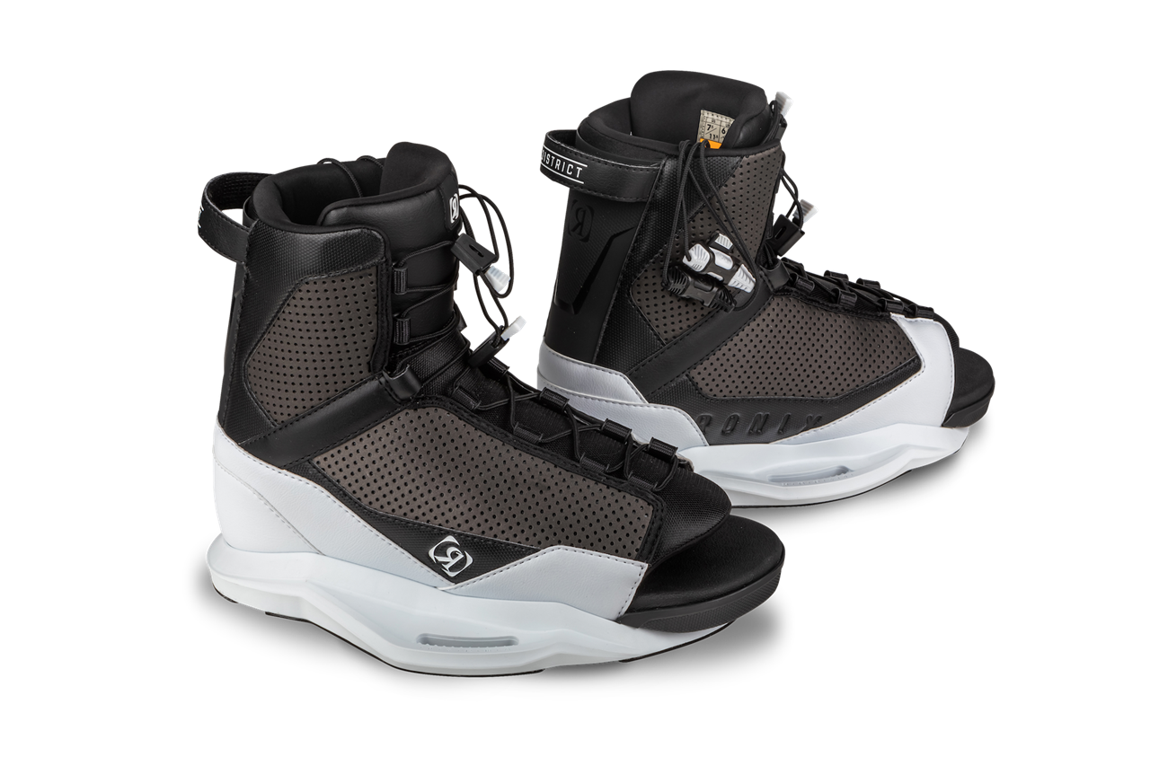 2025 Ronix Boys District Wakeboard With Ronix District Bindings