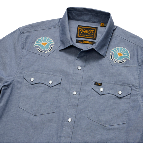 Howler Brothers Crosscut Deluxe Snapshirt Fresh Blooms