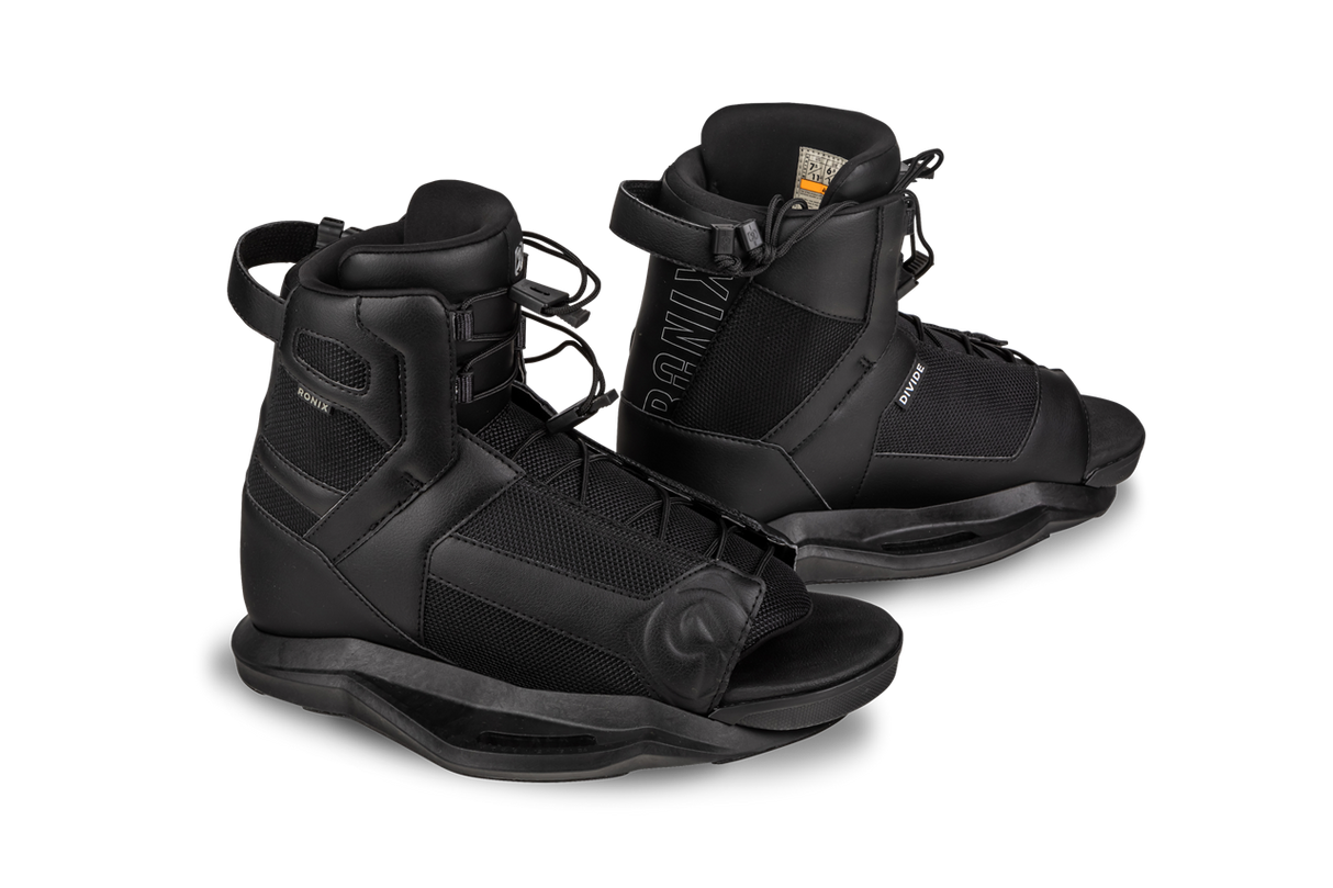 2025 Ronix Vision Wakeboard With Ronix Boys Divide Bindings